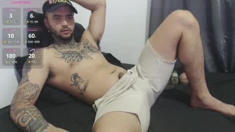 Snapshot of maxi_rogger chatting on 13, 12, 2024 maxi rogger online show from 13, 12, 2024