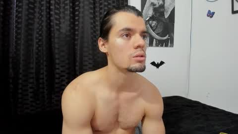 Snapshot of maxi_styles chatting on 23, 12, 2024 Alex online show from 23, 12, 2024