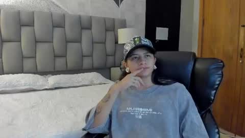 Snapshot of maxigarcia_ chatting on 23, 6, 2026 Maxi online show from 23, 6, 2026