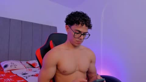 Snapshot of maxiimus__ chatting on 23, 10, 2025 Maximus online show from 23, 10, 2025