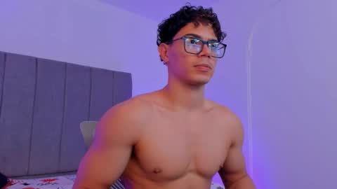 Snapshot of maxiimus__ chatting on 26, 10, 2025 Maximus online show from 26, 10, 2025