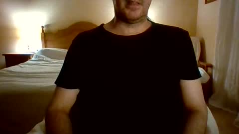 Snapshot of maxim_moment chatting on 23, 10, 2025 Maxim online show from 23, 10, 2025