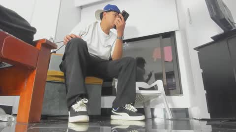 Snapshot of maximo__77 chatting on 13, 10, 2025 maximo__77 online show from 13, 10, 2025