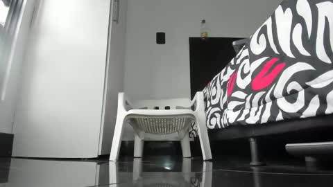 Snapshot of maximo__77 chatting on 4, 11, 2025 maximo__77 online show from 4, 11, 2025