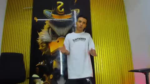 maximo_grayt_ online show from 11, 5, 2026