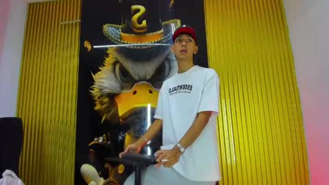 maximo_grayt_ online show from 11, 5, 2026