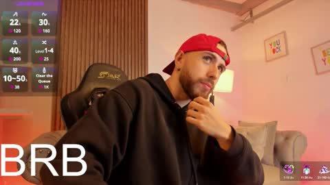 Maximo Wolf online show from 3, 2, 2026