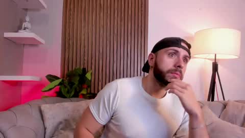 Maximo Wolf online show from 9, 5, 2026