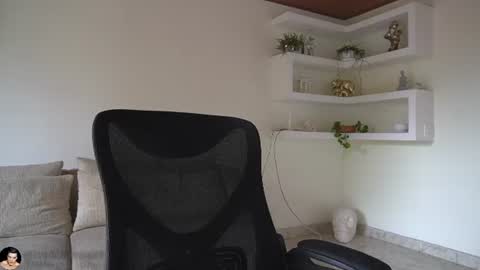 Snapshot of maximohoot chatting on 15, 6, 2026 Sebastian online show from 15, 6, 2026