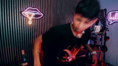 MAXIMO online show from 25, 6, 2026