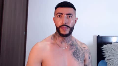 Independent Model online show from 8, 2, 2025