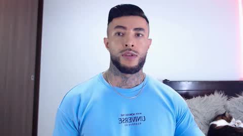 Independent Model online show from 20, 12, 2025