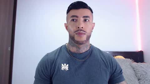 Independent Model online show from 22, 12, 2025