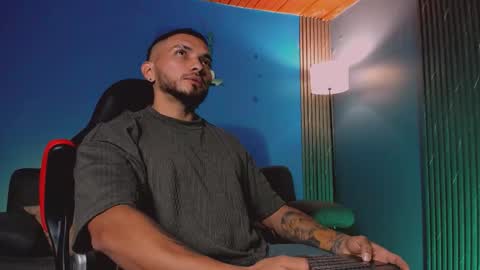 Snapshot of maximusclark chatting on 8, 1, 2026 Maximus Clark online show from 8, 1, 2026