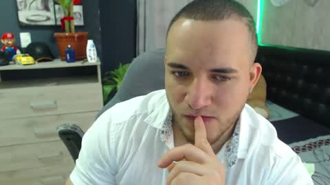 Snapshot of maximussantorini chatting on 10, 12, 2024 maximus online show from 10, 12, 2024