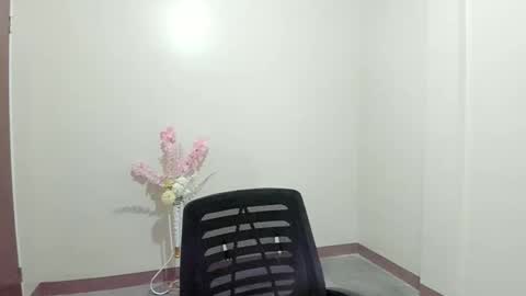 Snapshot of maxine_fucks chatting on 12, 9, 2025 maxine_fucks online show from 12, 9, 2025