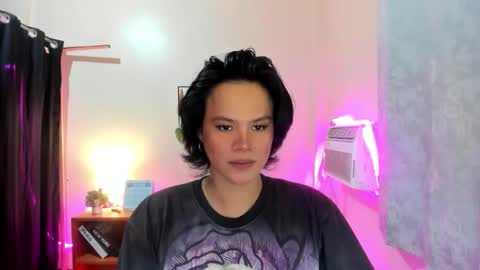 Snapshot of maxine_fucks chatting on 21, 12, 2025 maxine_fucks online show from 21, 12, 2025