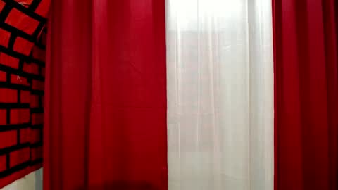 Maxine Sucks online show from 17, 2, 2025