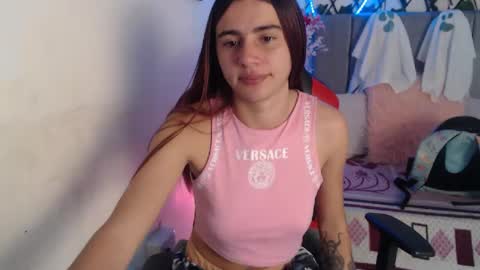 Snapshot of maxinesex_ chatting on 10, 10, 2025 maxinesex_ online show from 10, 10, 2025