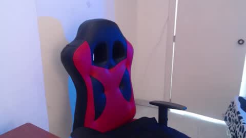 Snapshot of maxinesex_ chatting on 10, 3, 2026 maxinesex_ online show from 10, 3, 2026