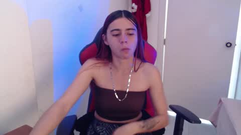 maxinesex_ online show from 11, 5, 2026