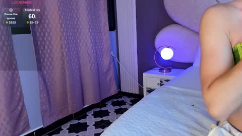 Maxi Rogers online show from 15, 1, 2026