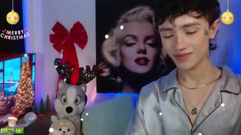 Snapshot of maxiy_001 chatting on 4, 12, 2024 Max online show from 4, 12, 2024
