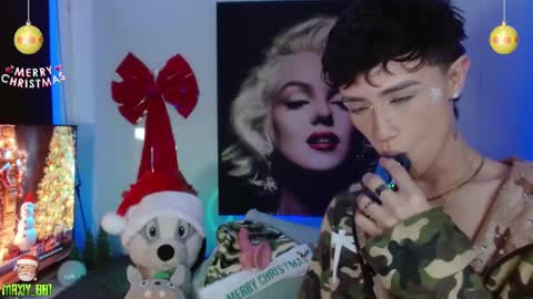 Snapshot of maxiy_001 chatting on 20, 12, 2024 Max online show from 20, 12, 2024