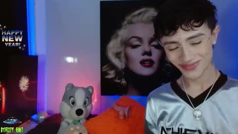 Snapshot of maxiy_001 chatting on 2, 1, 2025 Max online show from 2, 1, 2025