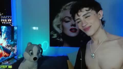 Snapshot of maxiy_001 chatting on 4, 1, 2025 Max online show from 4, 1, 2025