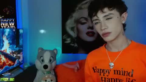 Snapshot of maxiy_001 chatting on 5, 1, 2025 Max online show from 5, 1, 2025