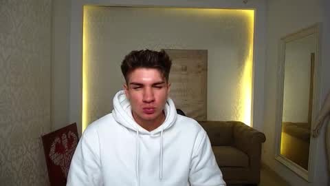 MaxKaiden online show from 3, 10, 2025