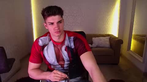 MaxKaiden online show from 26, 11, 2025