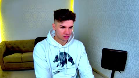 MaxKaiden online show from 1, 3, 2026