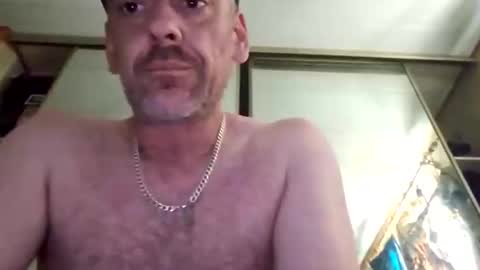 maxlme2721063 online show from 10, 6, 2026