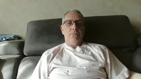 Snapshot of maxou569 chatting on 7, 3, 2025 maxou569 online show from 7, 3, 2025