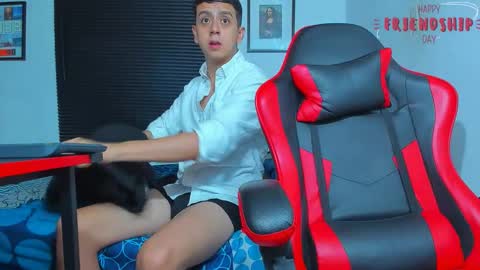 Snapshot of maxowens_oficial chatting on 21, 9, 2025 MAX online show from 21, 9, 2025