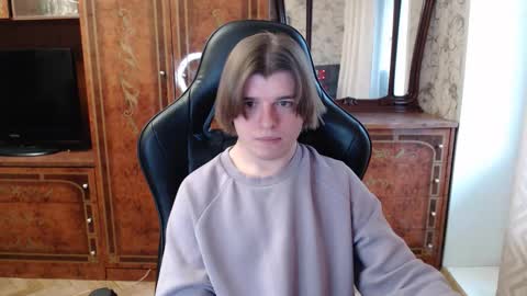 Max online show from 3, 12, 2025