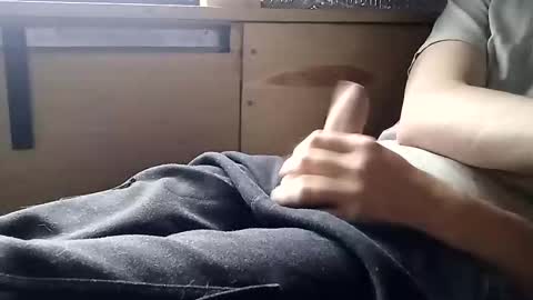 Max online show from 21, 11, 2025