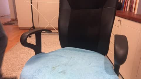 Max online show from 27, 10, 2025