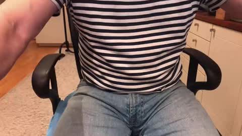 Max online show from 15, 12, 2025