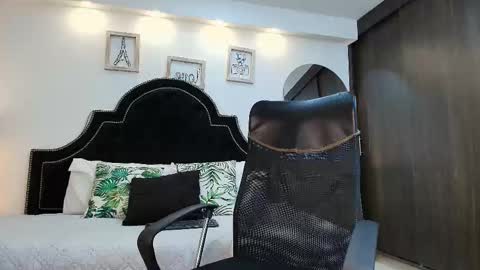 Maxxi online show from 21, 12, 2025