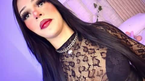 Snapshot of maxxine_vxx chatting on 7, 5, 2026 Valentina online show from 7, 5, 2026