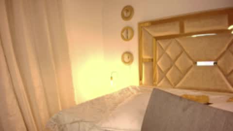 Snapshot of maxxine_vxx chatting on 19, 5, 2026 Valentina online show from 19, 5, 2026