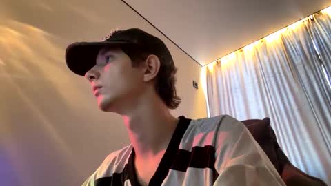 Max online show from 22, 9, 2025