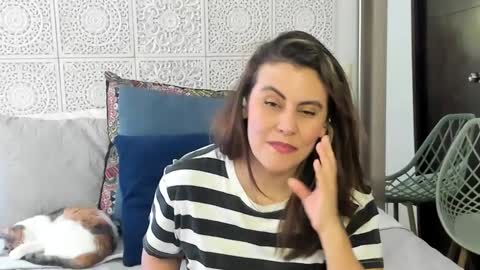 Victoria online show from 24, 2, 2025