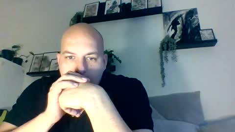 may4jay online show from 25, 6, 2026
