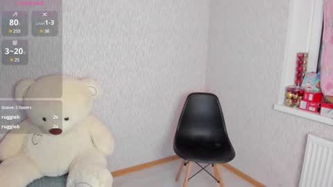 Snapshot of may__cute chatting on 5, 12, 2024 May online show from 5, 12, 2024