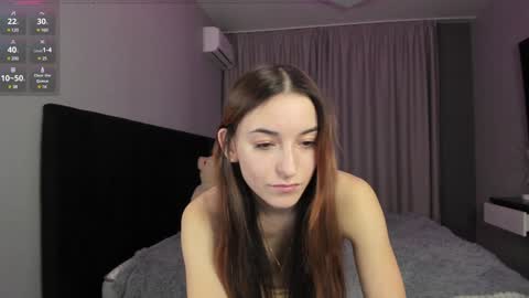 Snapshot of may__cute chatting on 28, 1, 2025 May online show from 28, 1, 2025