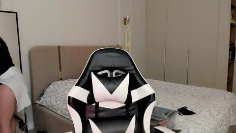 Mia online show from 13, 2, 2026